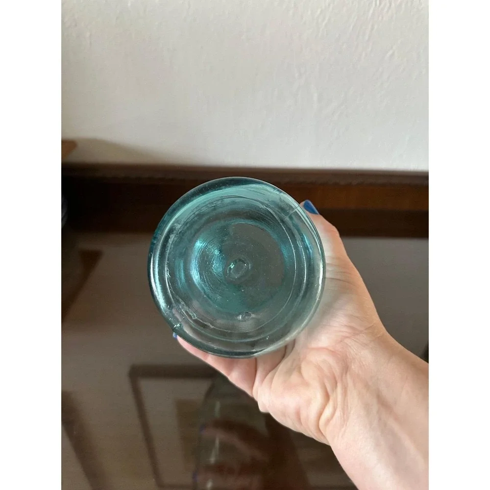 Vintage 1923-1933 Blue Ball Perfect Mason Quart Jar Number 0 Aqua Glass Antique